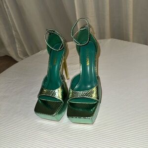 Green Platform Heels